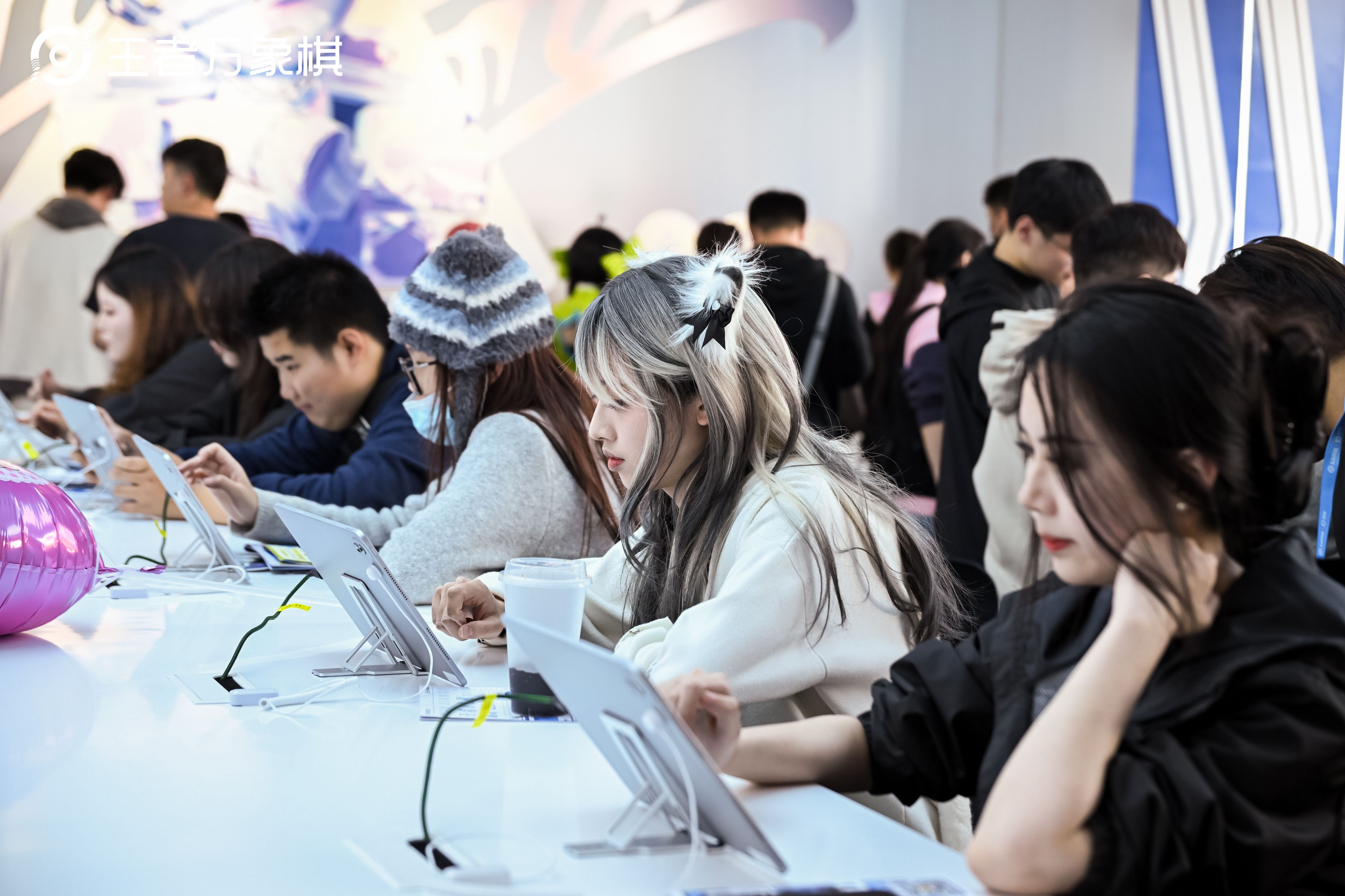 王者第十年,万象棋组了个可躺玩的策略爽局 王者第十年,万象棋组了个可躺玩的策略爽局