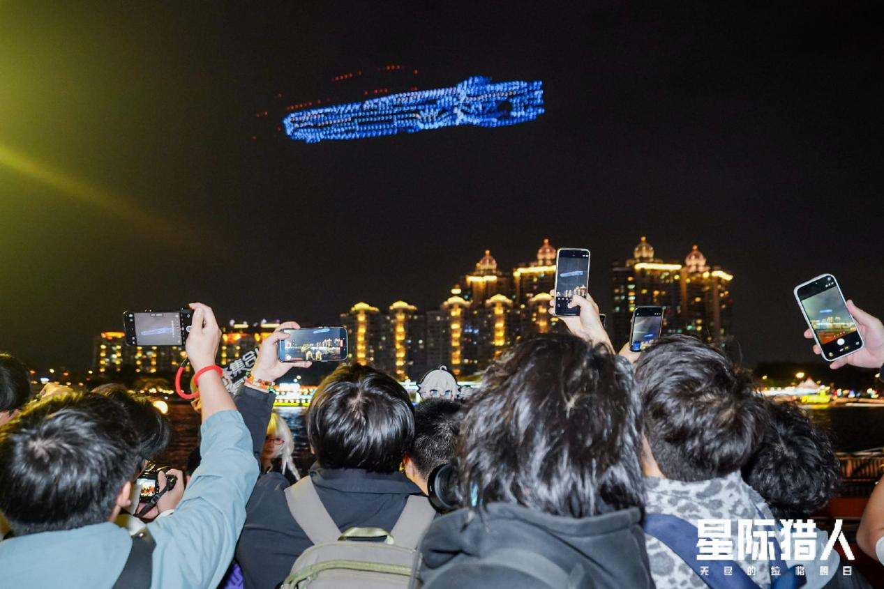 盘古舰船“空降”广州塔,《星际猎人》无人机大秀高能回顾